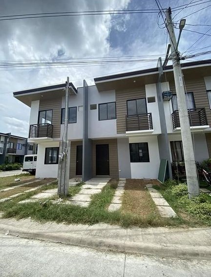 For Rent 3 Bedrooms in Mimosa Labangon