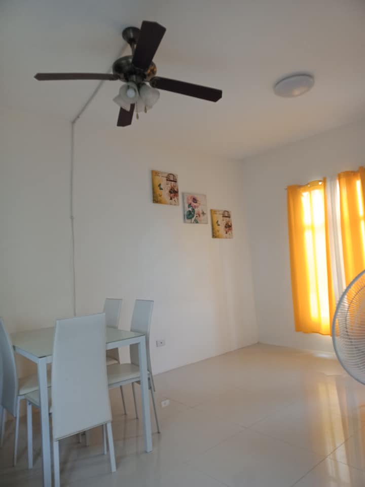 For Rent 2 Bedrooms in  Velmiro Heights Subdivision