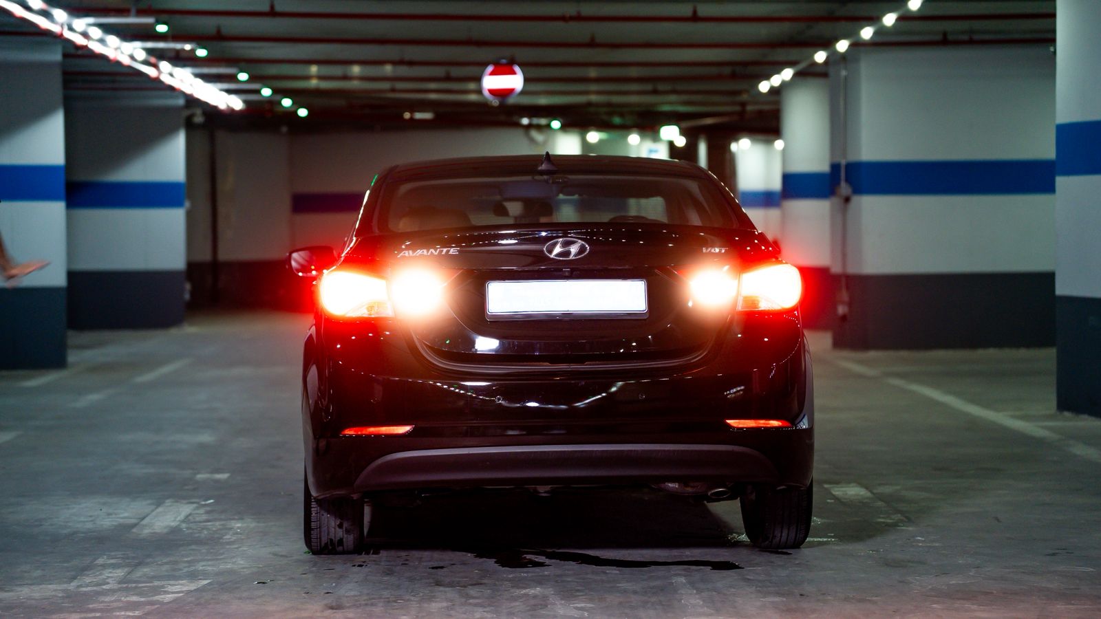 Hyundai Avante 2014 — photo 4