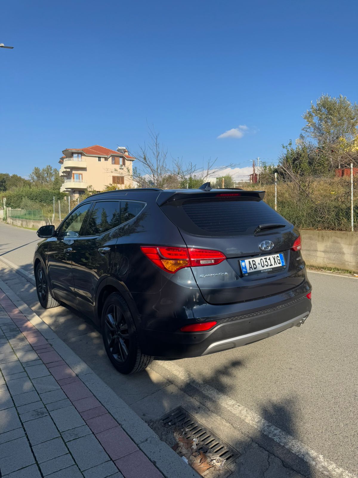 Hyundai Santa Fe 2016 — photo 3