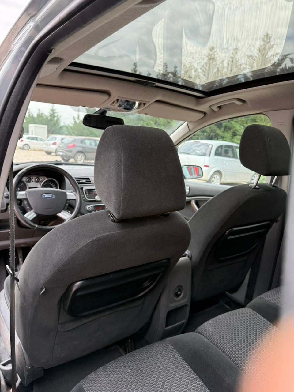 Ford C-Max 2008 — photo 2