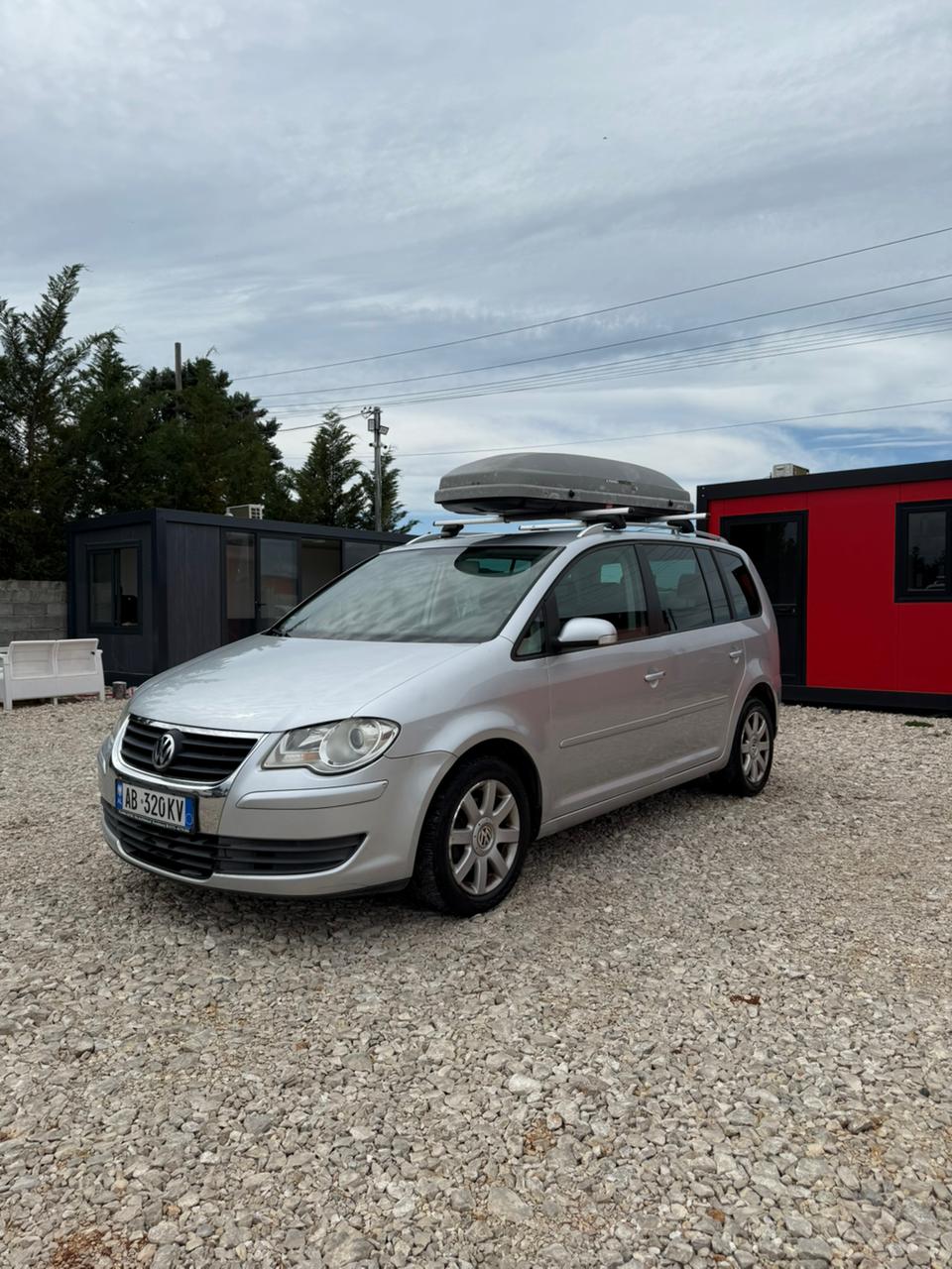 Volkswagen Touran 2009 — photo 3