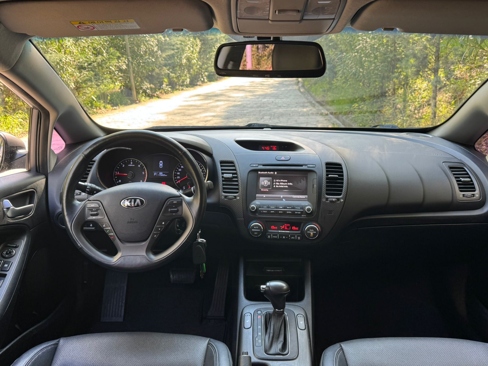 Kia K3 2014 — photo 4