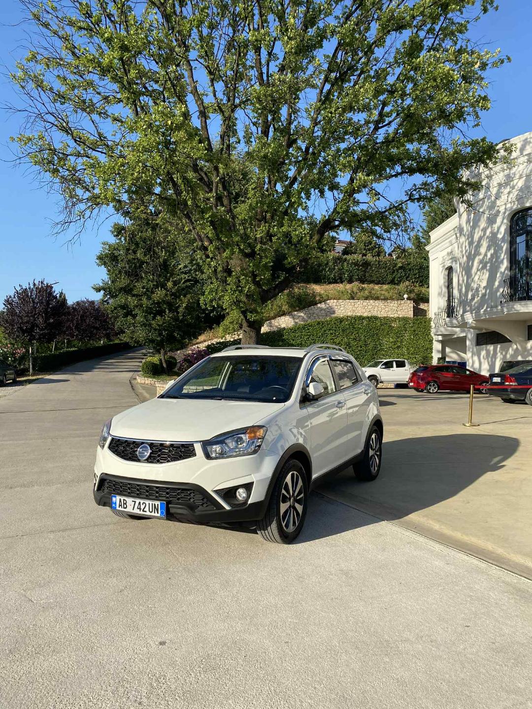 Ssangyong  Corando 2014 — photo 2