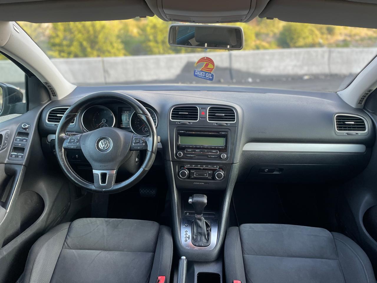 Volkswagen Golf 2011 — photo 3