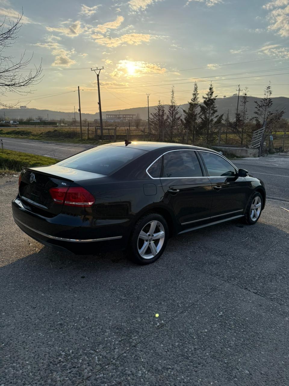 Volkswagen Passat 2012 — photo 2