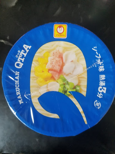 MARUCHAN　QTTA　SEAFOODラーメン