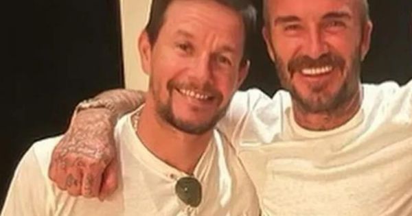 Mark Wahlberg y David Beckham.
