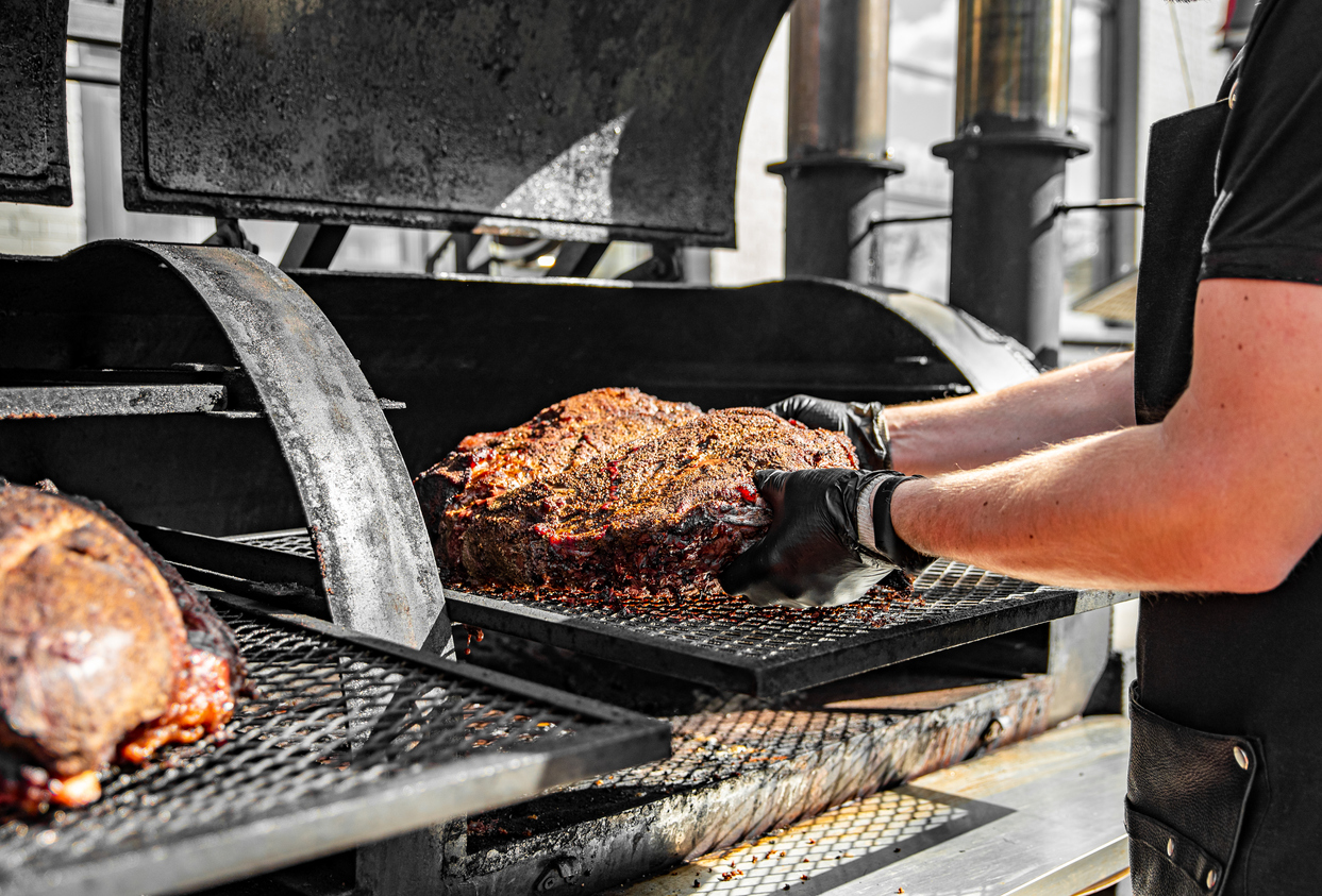 Levain & Co Meat Temperature Magnet & BBQ Smoker Guide - Pellet Smoker & Traeger Accessories - Wood, Time, & Temp - BBQ Accessories - Grilling Gifts for Men