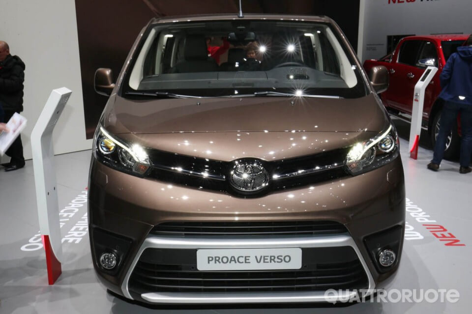 salone di ginevra toyota