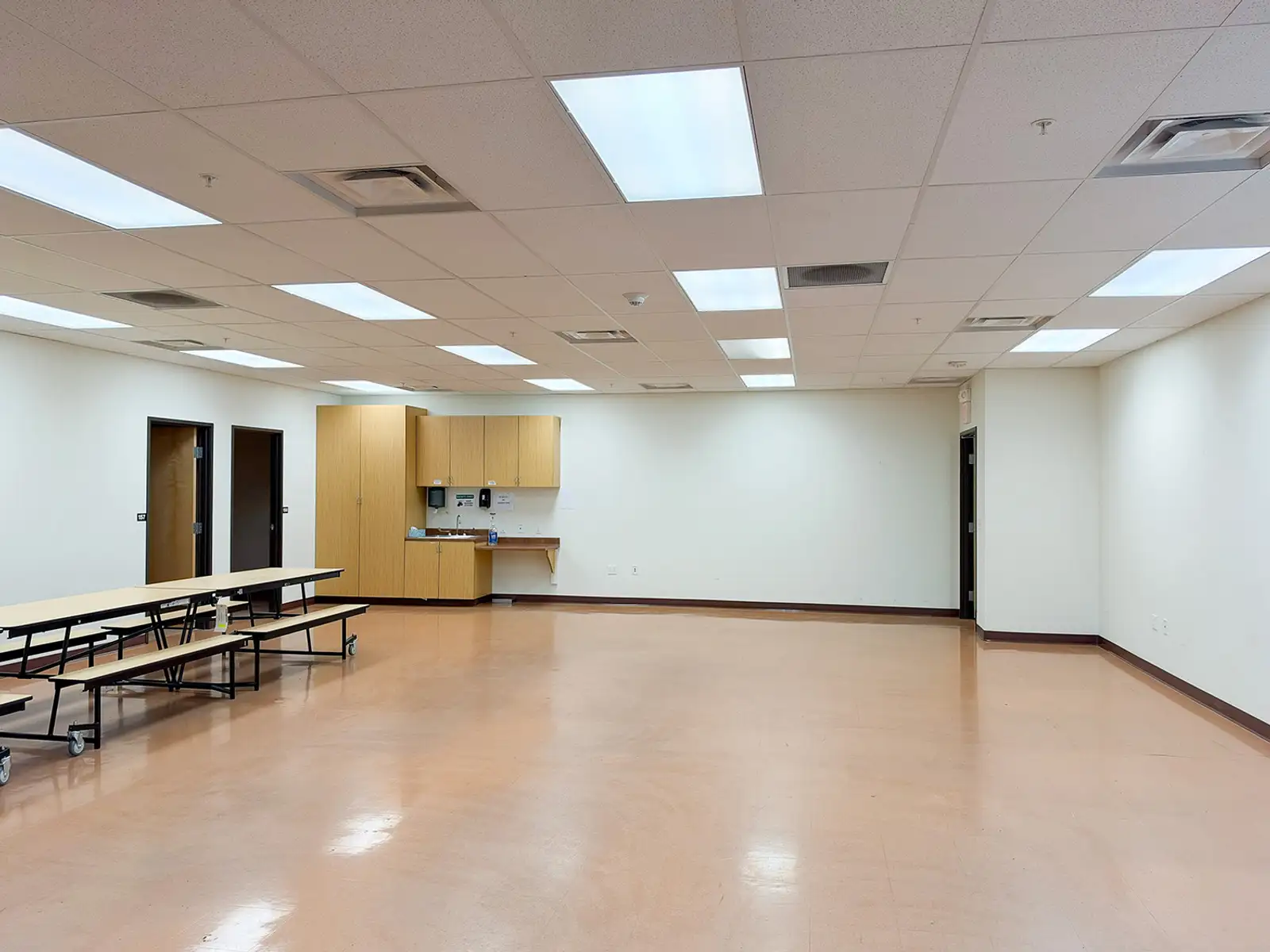 Excellent Owner-User / Investment Opportunity image 8