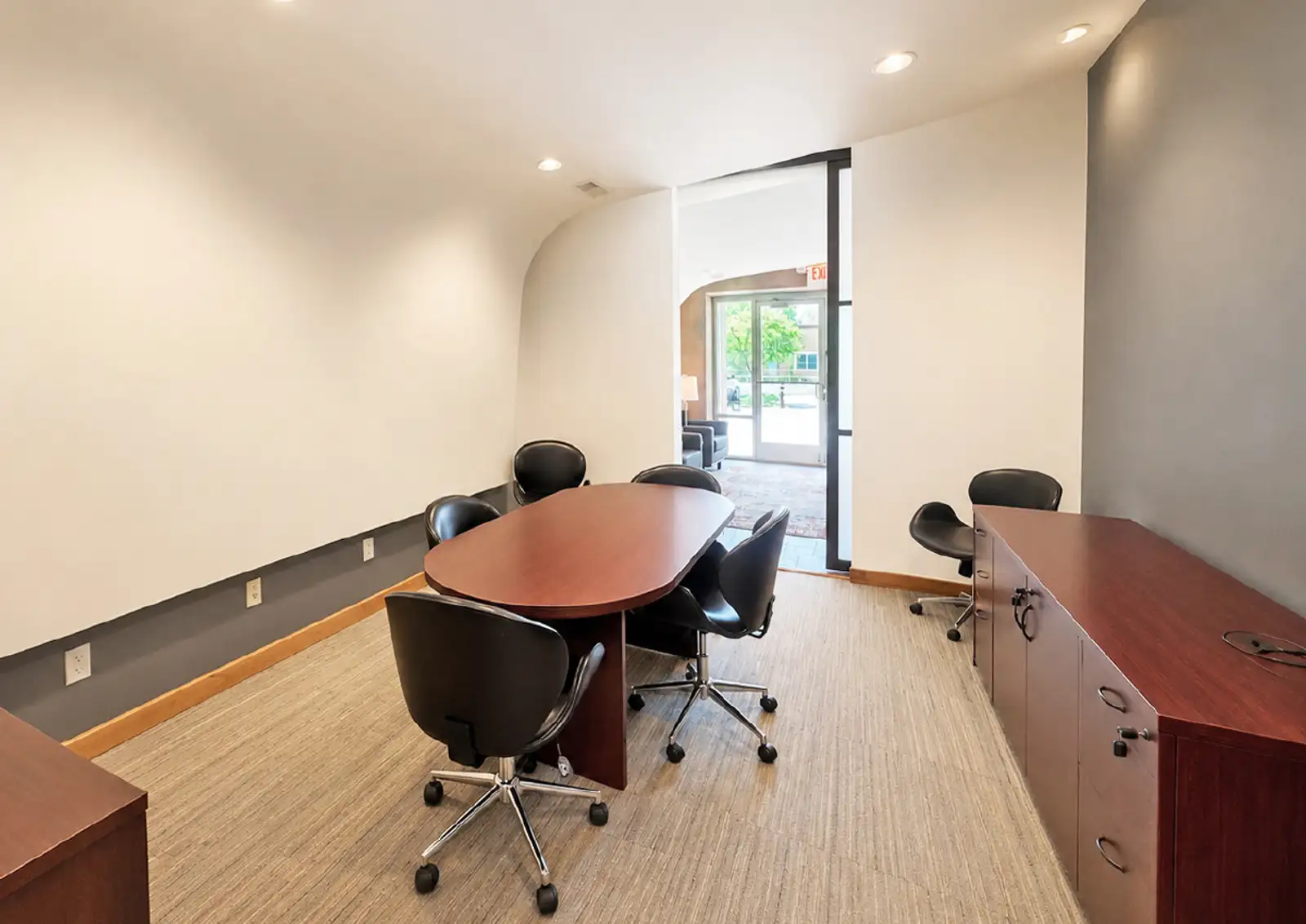 Office Condominium Investment image 11