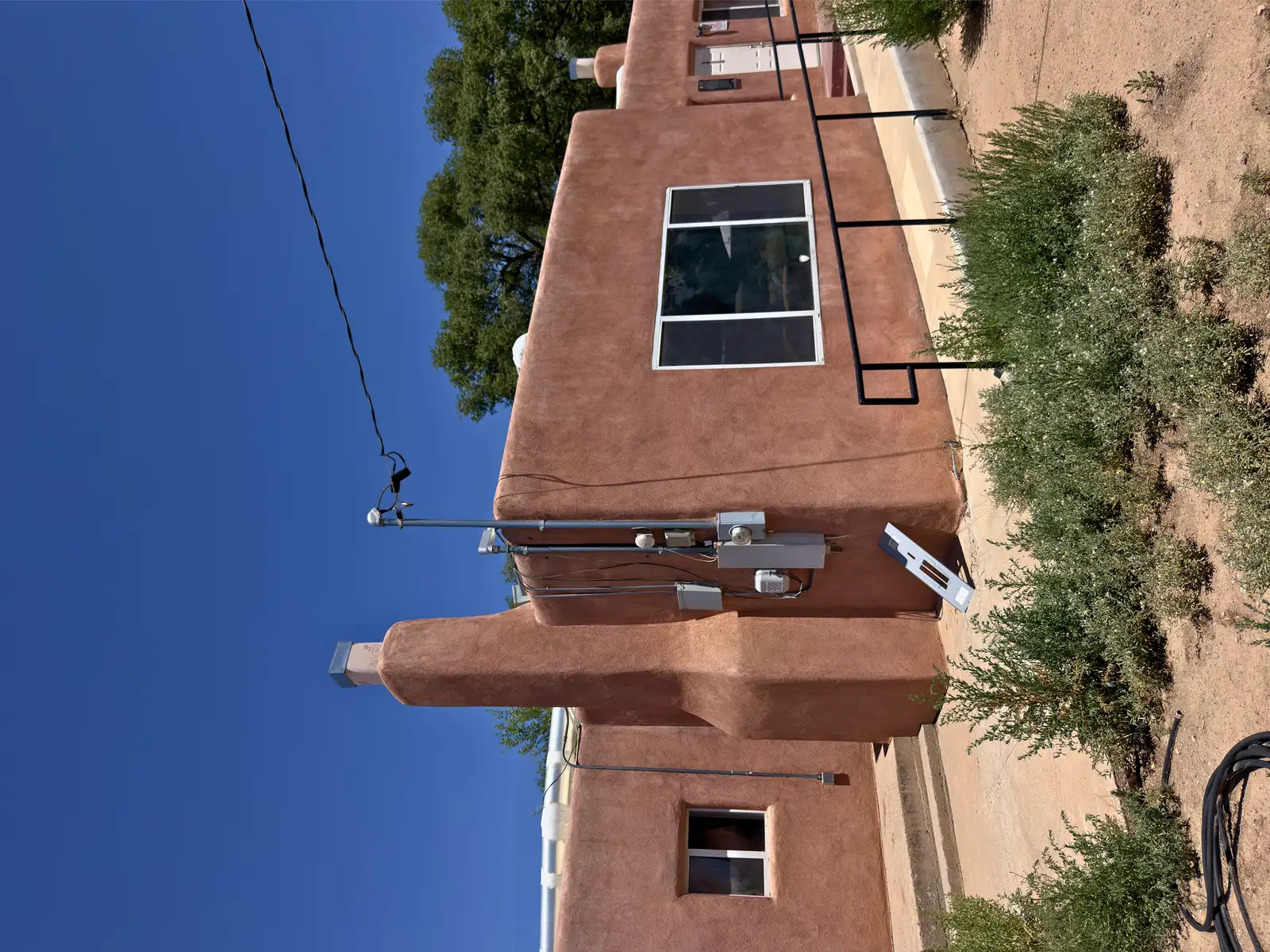 305 Lagunitas Ln SW image 4
