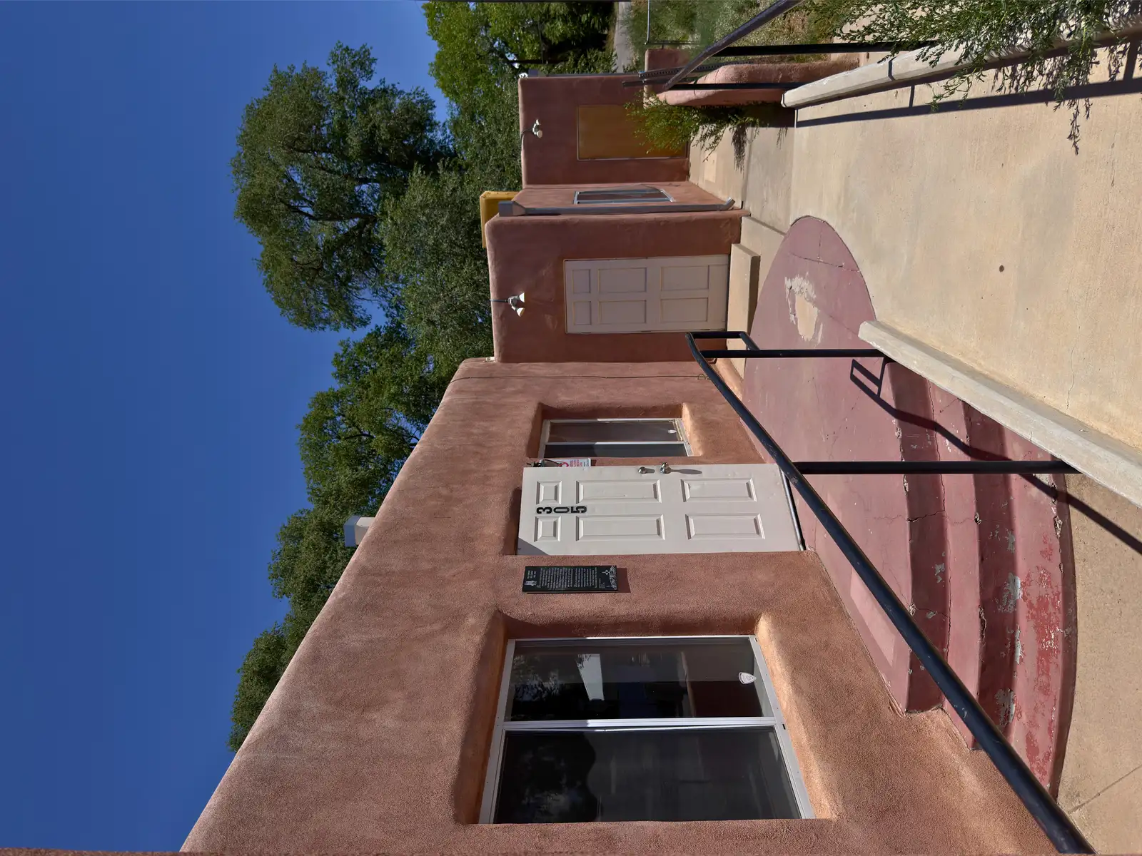 305 Lagunitas Ln SW image 3