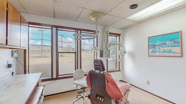 901 E Roosevelt Ave listing image