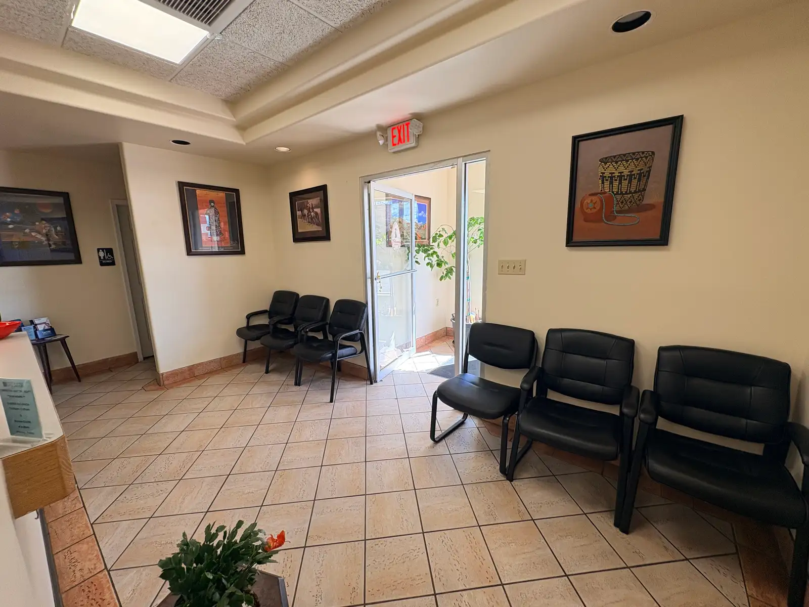 511 Nizhoni Blvd image 5