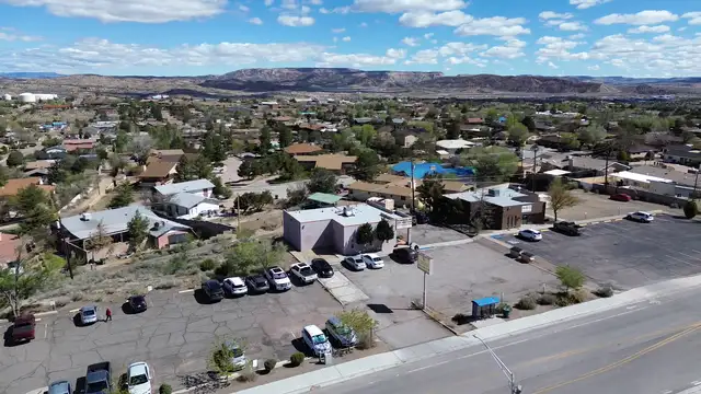 511 Nizhoni Blvd listing image