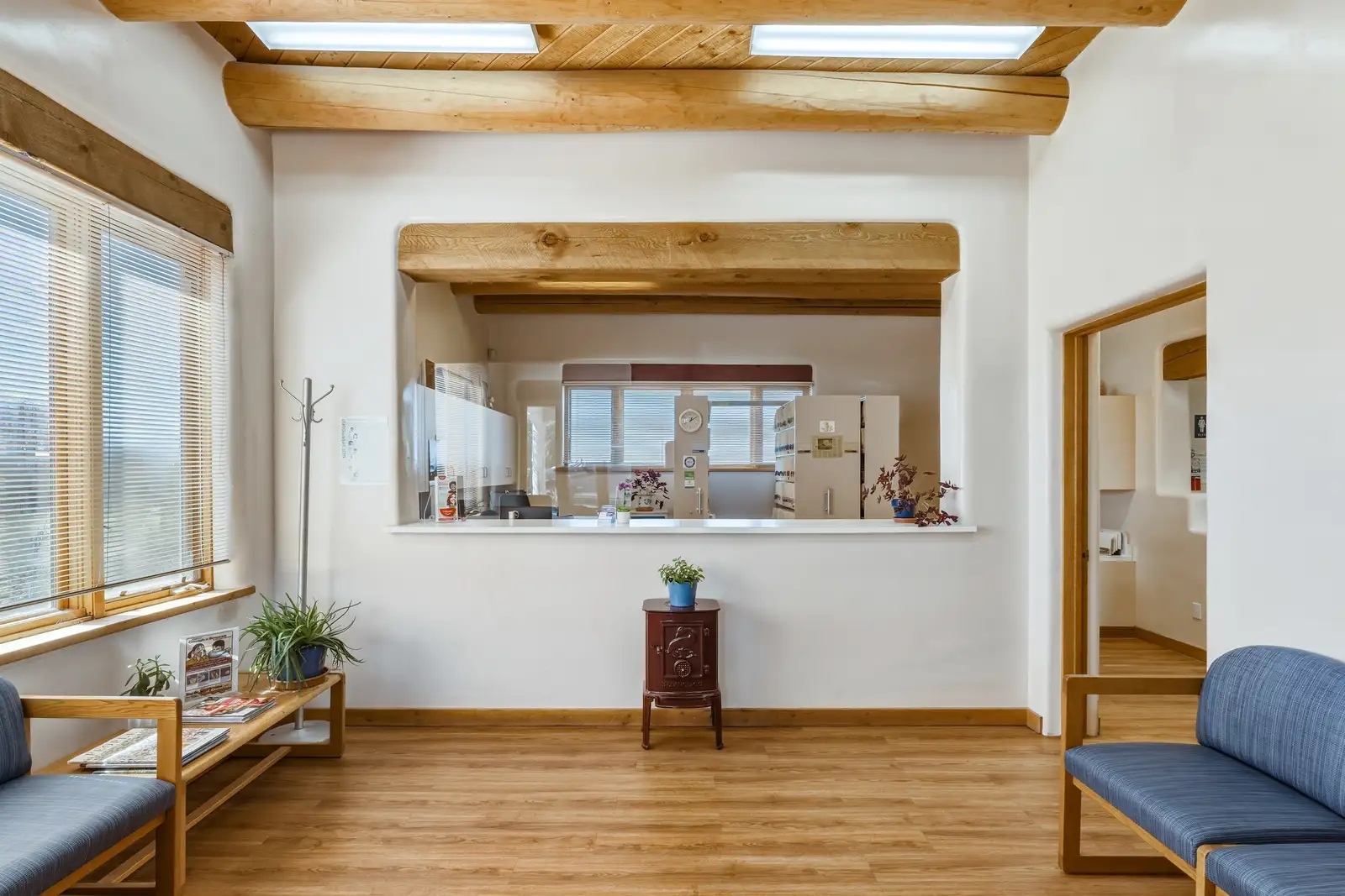 409 Botulph Ln image 12