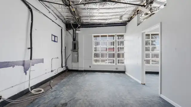 View image 18