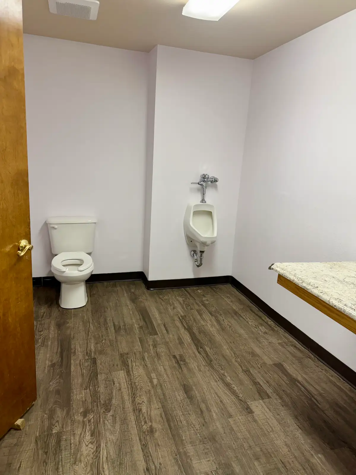 2407 W Picacho Ave Suite B3 image 9