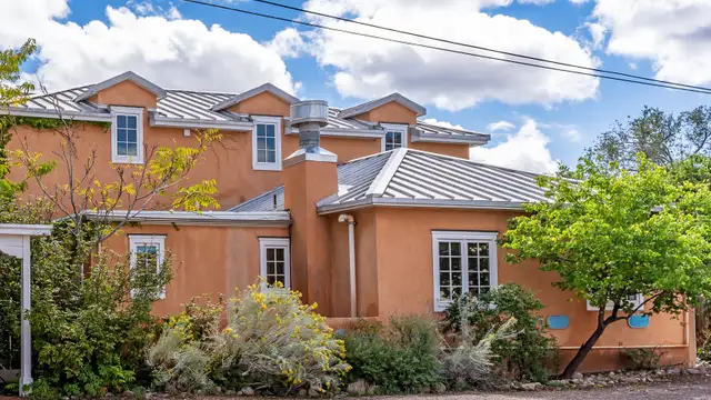 1000 Paseo de Peralta listing image