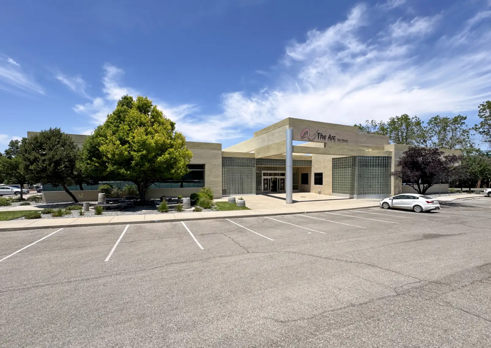 Exclusive Professional Office Opportunity image 3