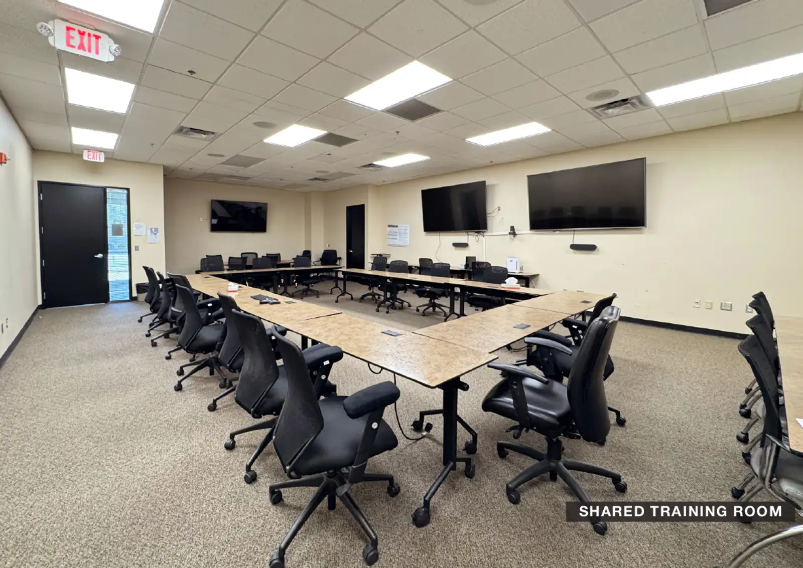 Exclusive Professional Office Opportunity image 6