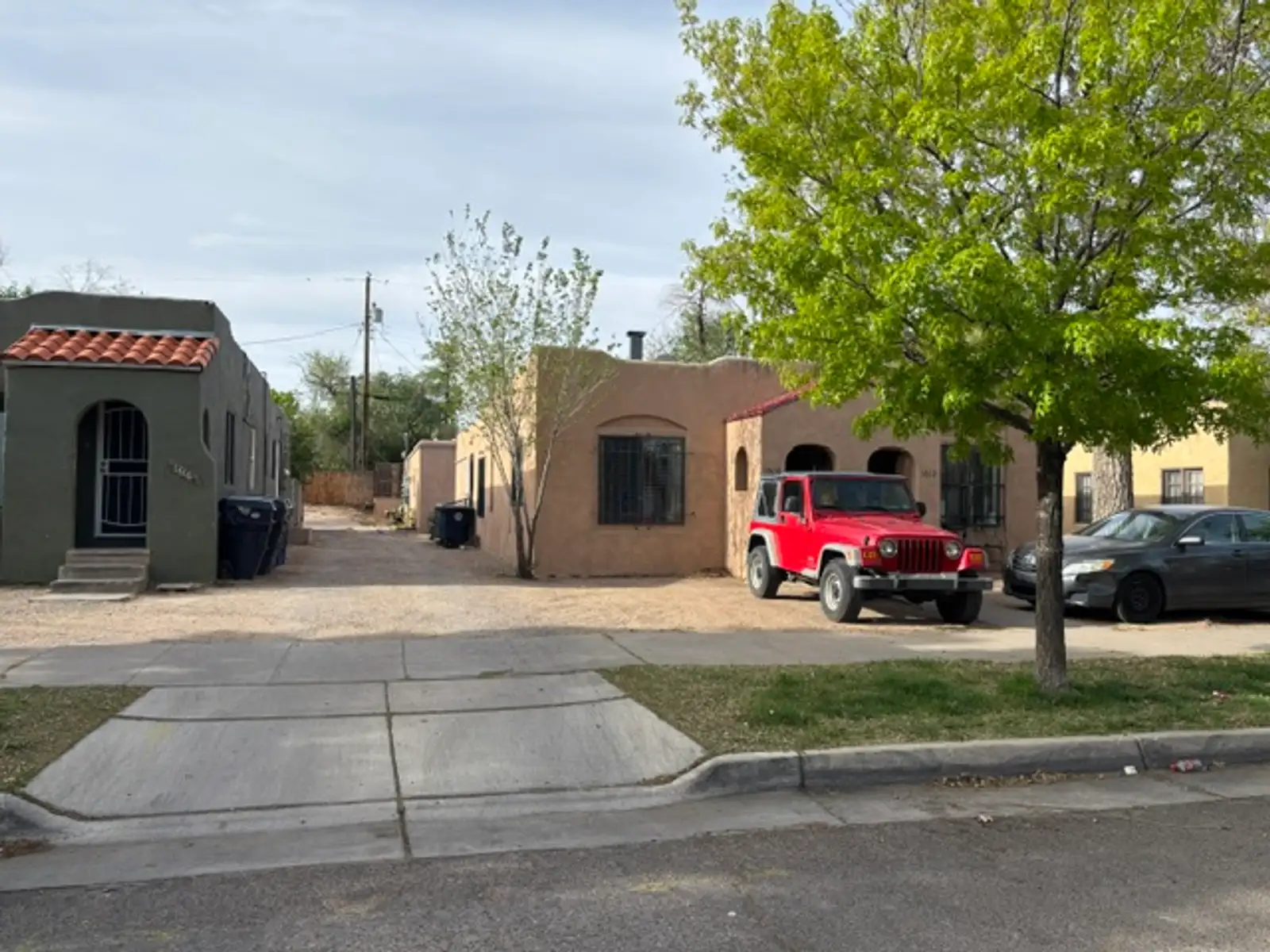 1612 Gold Ave SE image 1