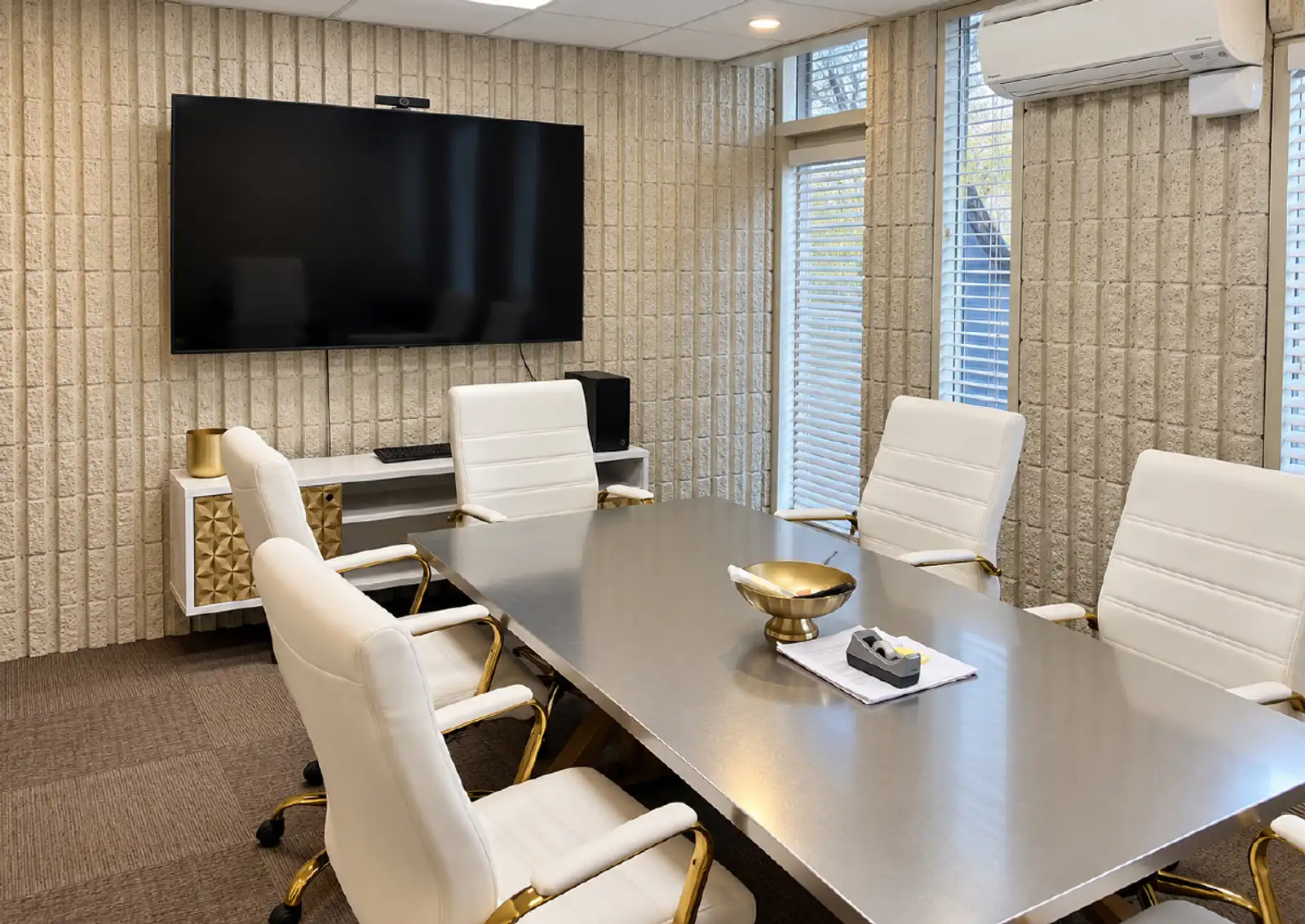 Northeast Heights Office Condo image 8
