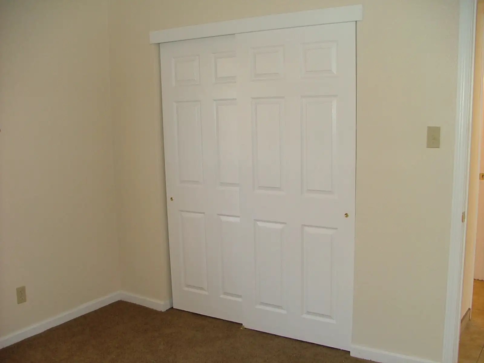 428 Rhode Island St NE image 11