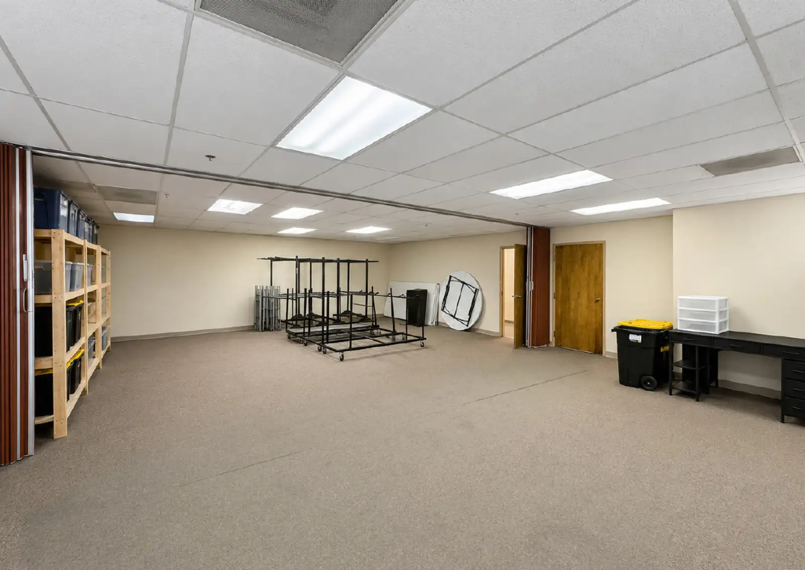 Flexible Multi-Story Office Building image 13