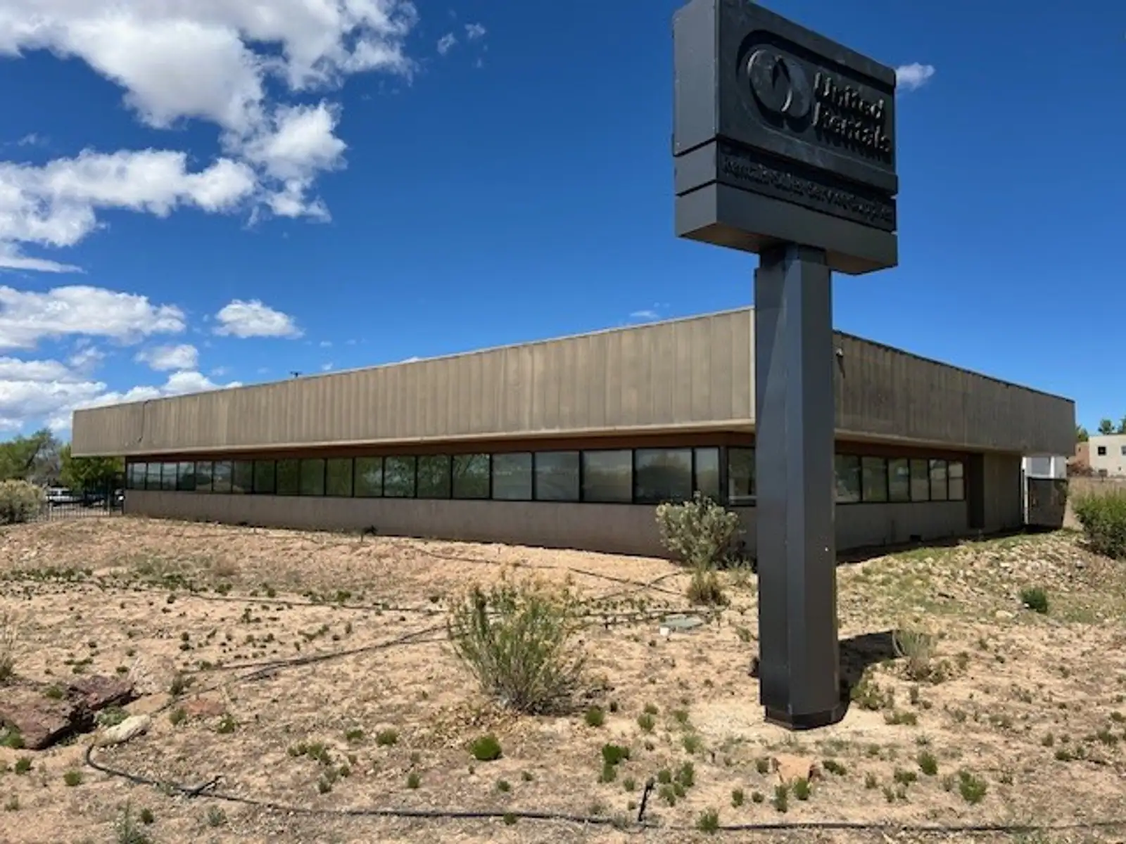 2516 Camino Entrada, Santa Fe, NM 87507