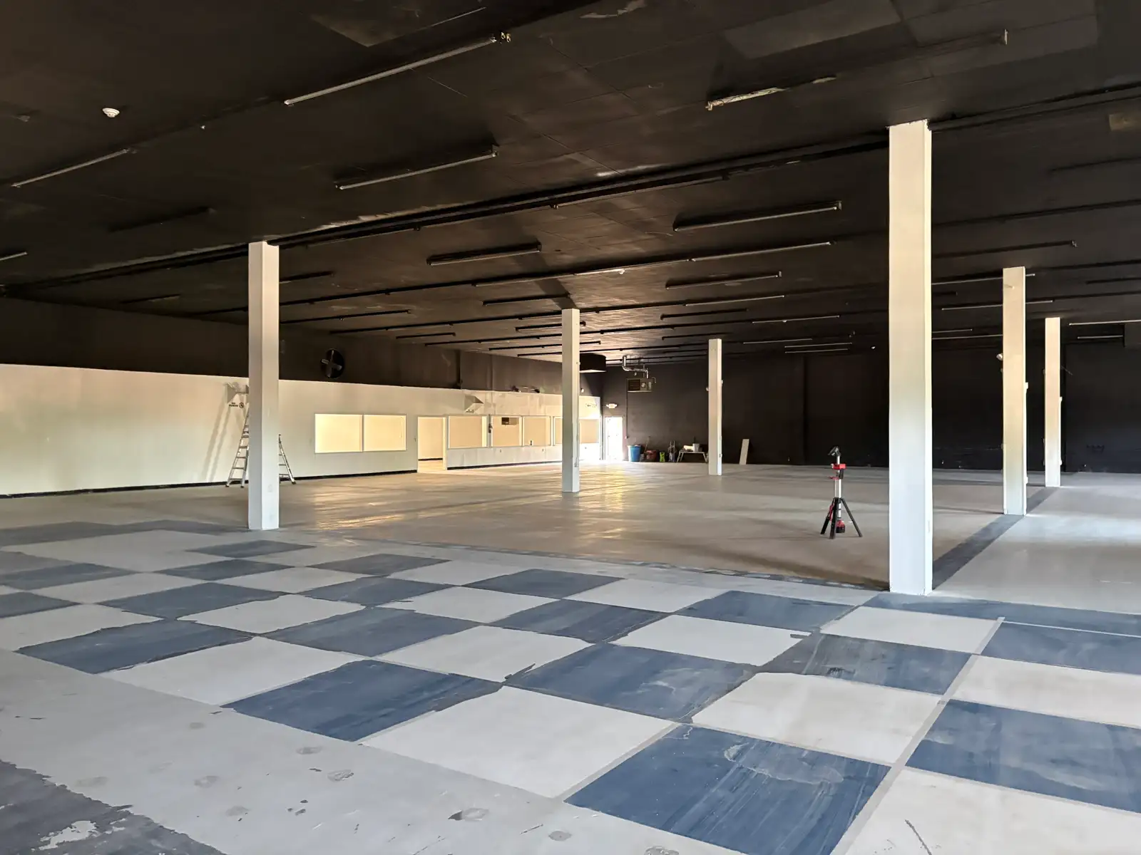 1010 Candelaria Rd NW image 3