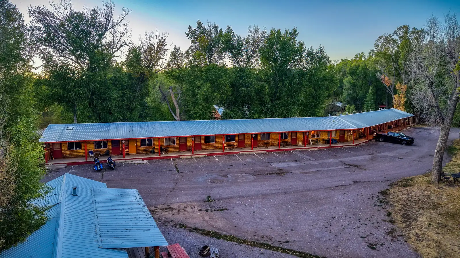 Elkhorn Lodge-36 Units, Huge Potential! image 23