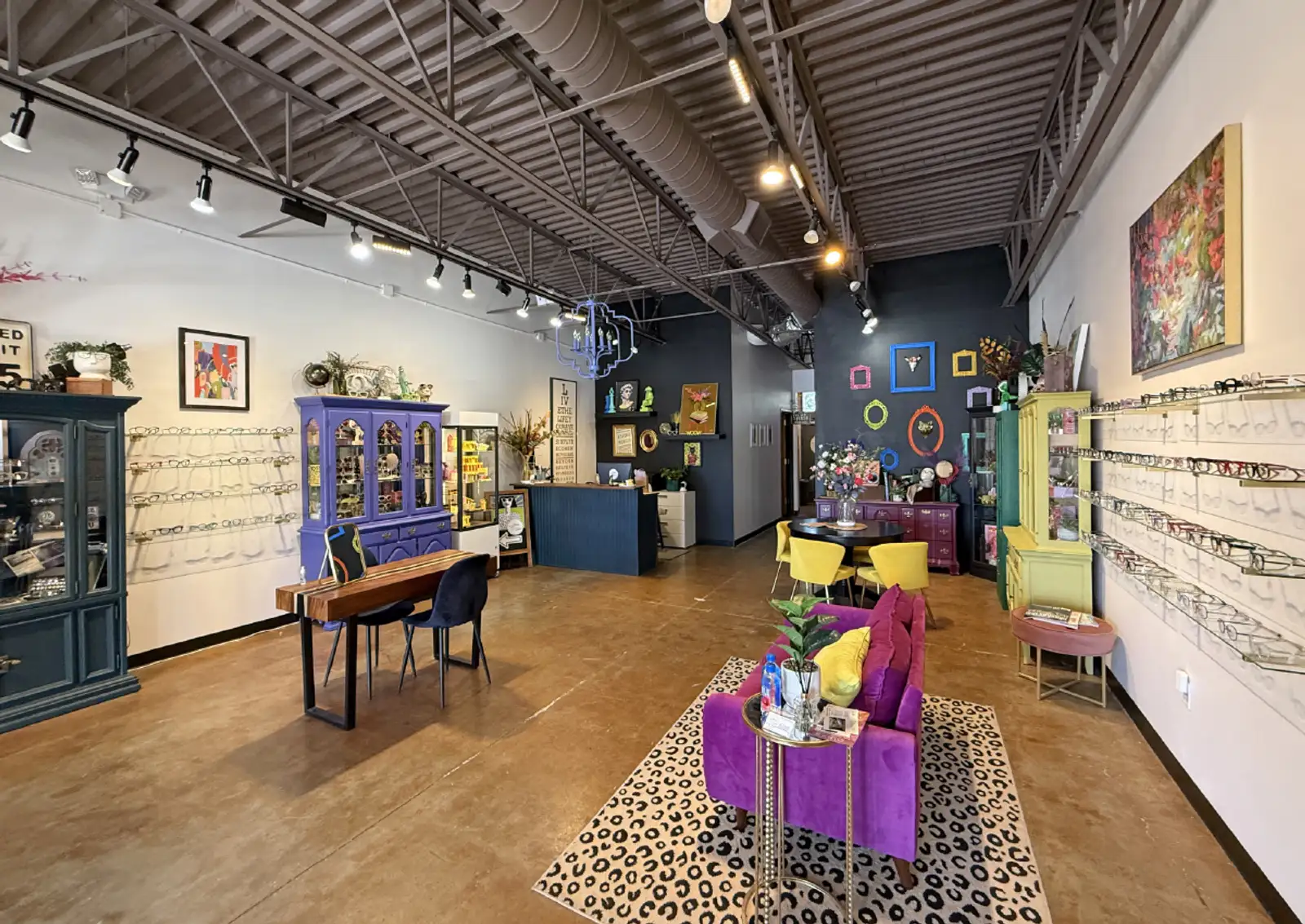 Charming Retail Space image 3