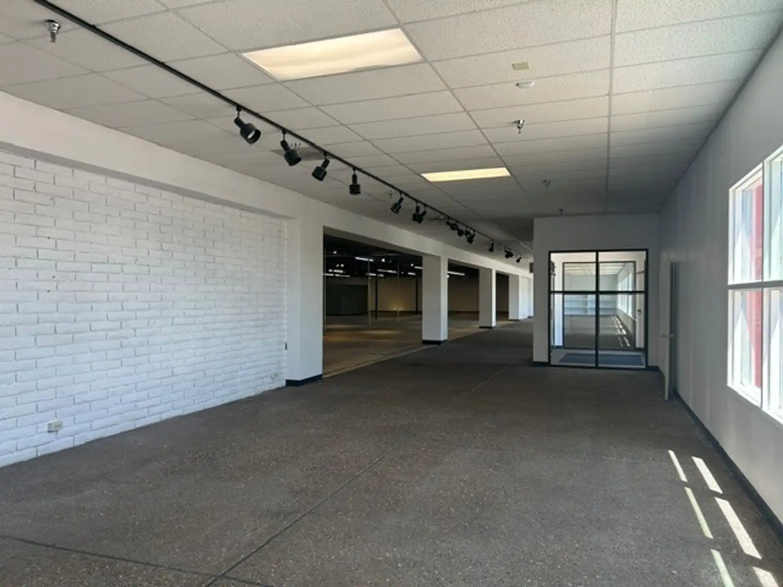 901 St Michaels Dr image 12