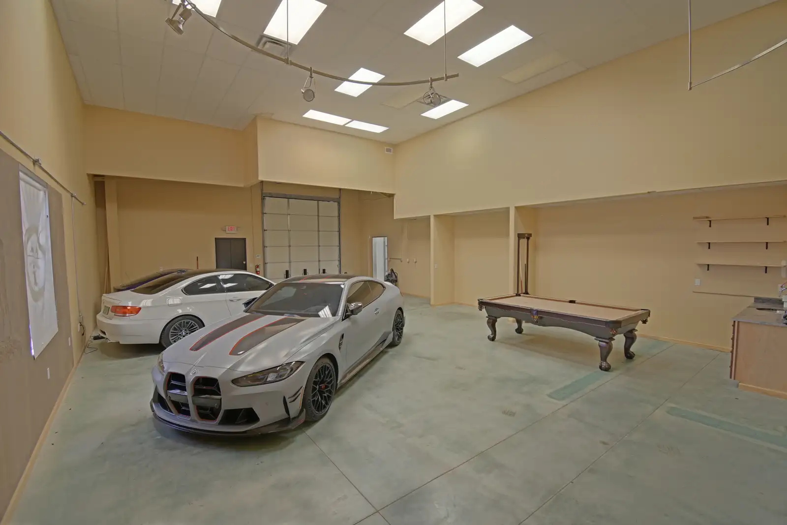 Office / Warehouse image 7