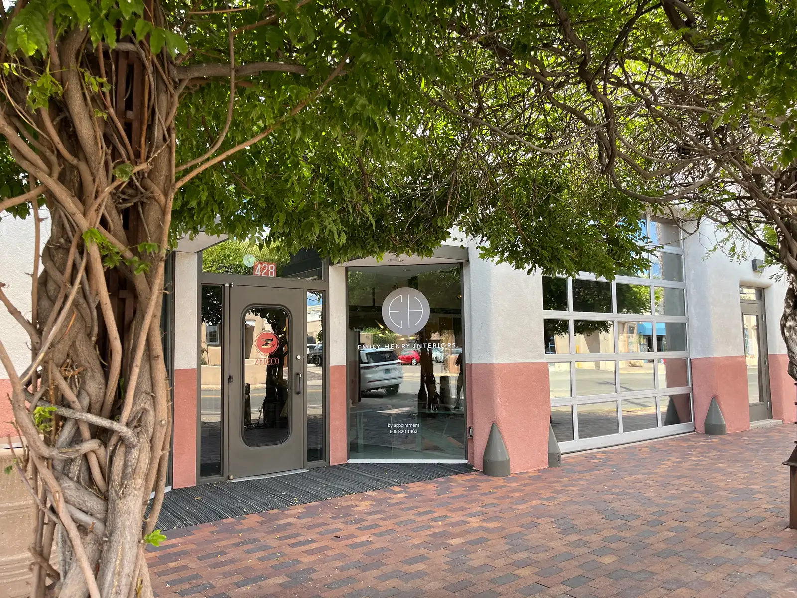 Downtown Office / Retail Space image 5