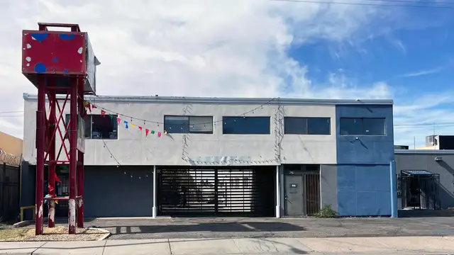 View image 1