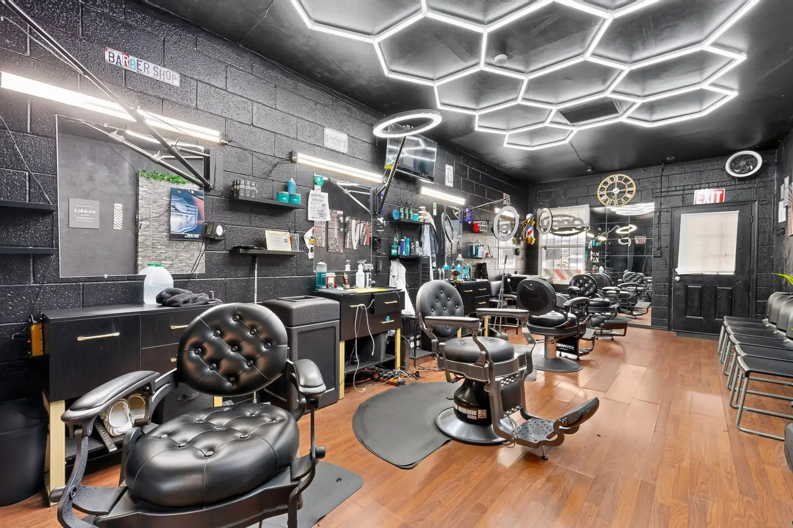 4-SUITE RETAIL/OFFICE · INVESTMENT/OWNER USER image 23