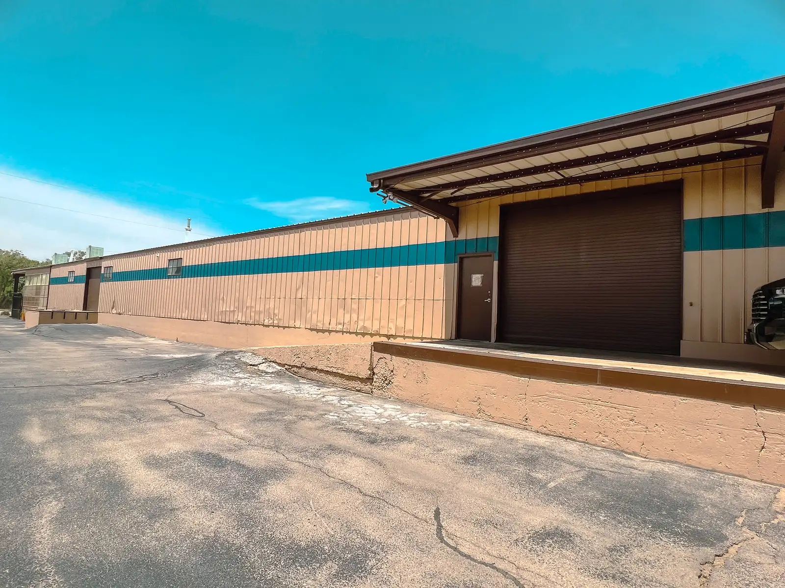 Inexpensive Low Bay Warehouse Associate