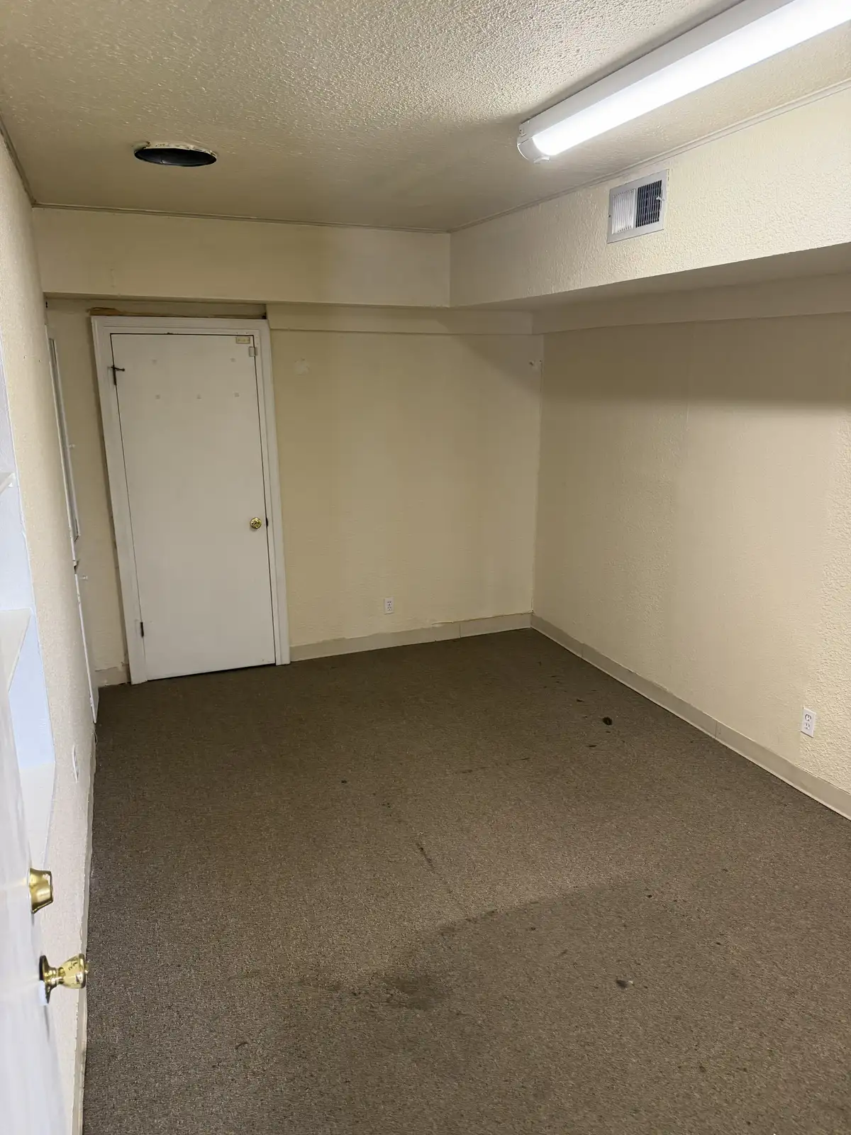 642 S Alameda Blvd, Suite B | Office/Retail Space image 11