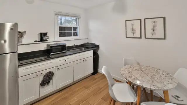 View image 19