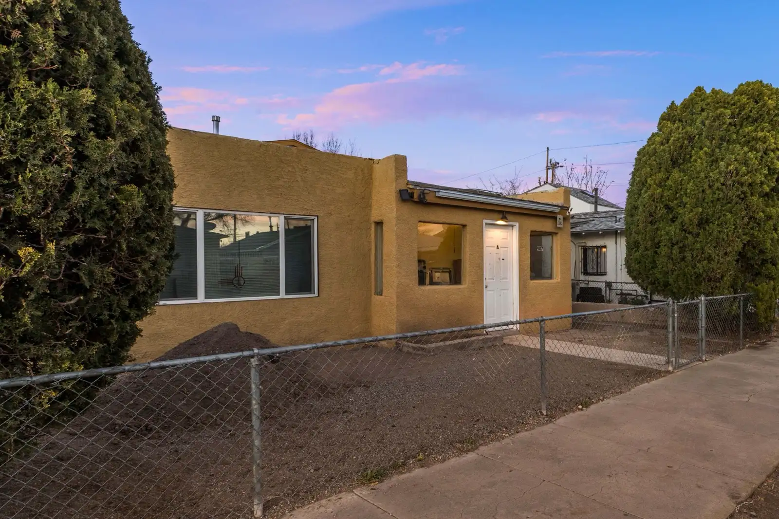 907 Coal Ave SW image 3