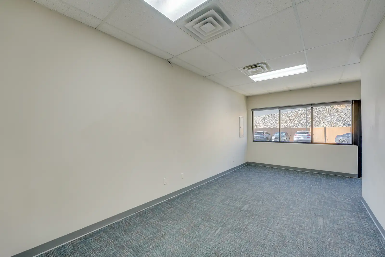 6586 E Main St Suite B image 4