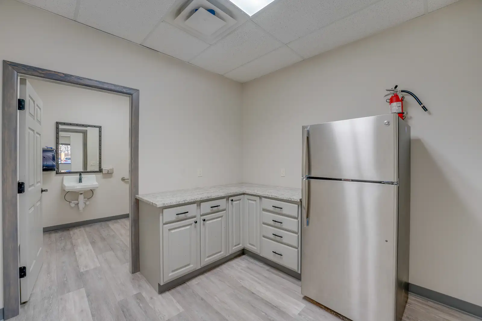 6586 E Main St Suite B image 7