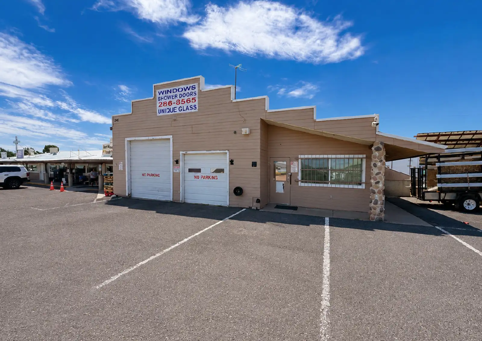 East Mountain Retail Building image 6