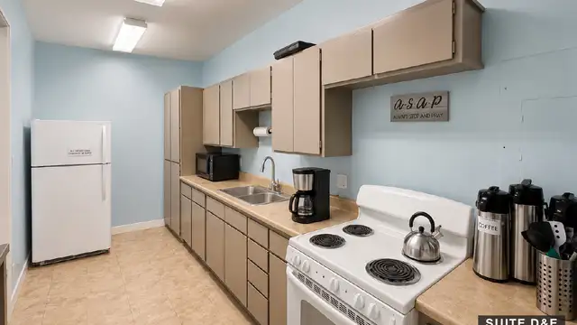 View image 12