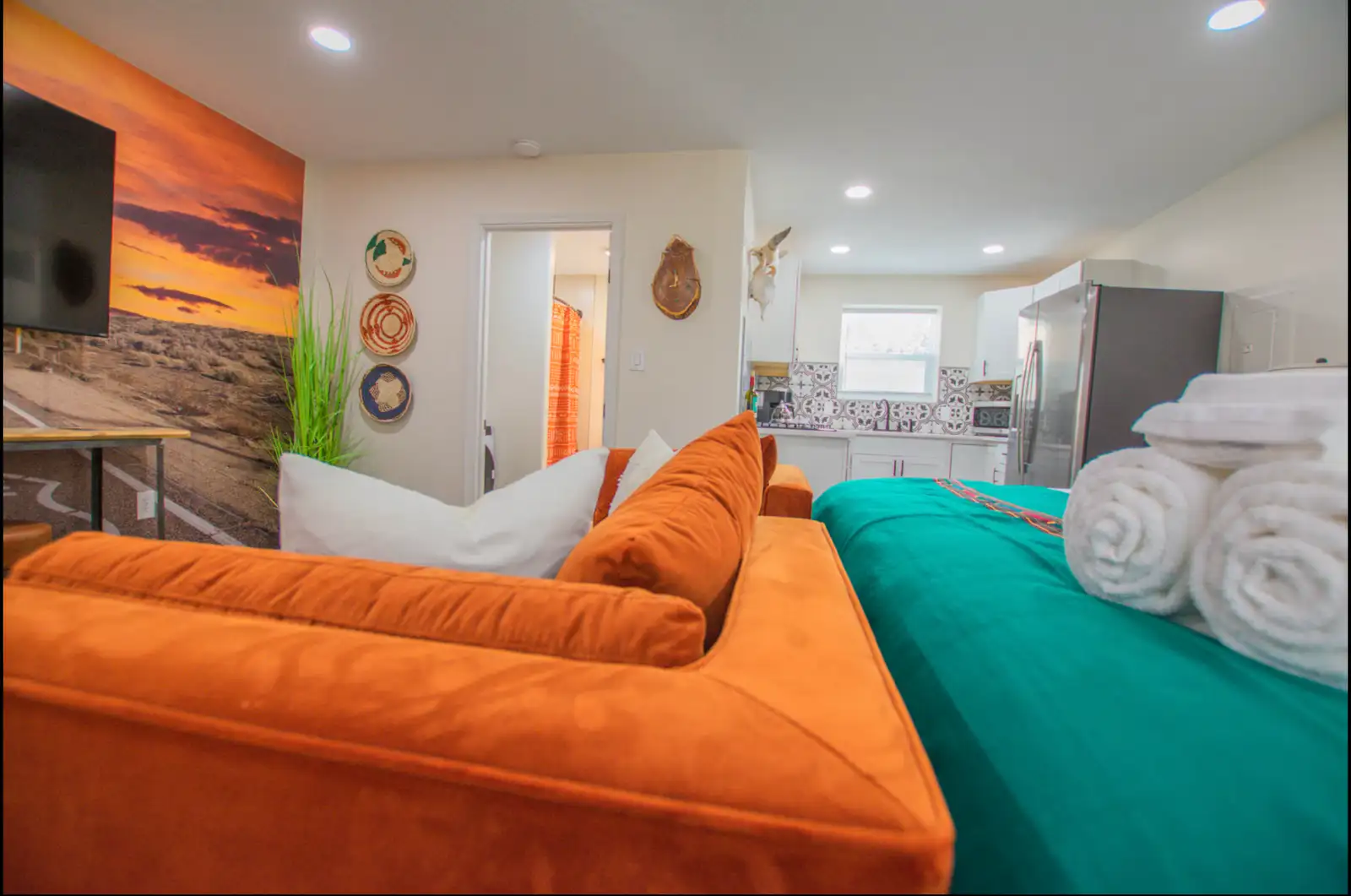 4Plex-Great Location-Turn Key! image 14