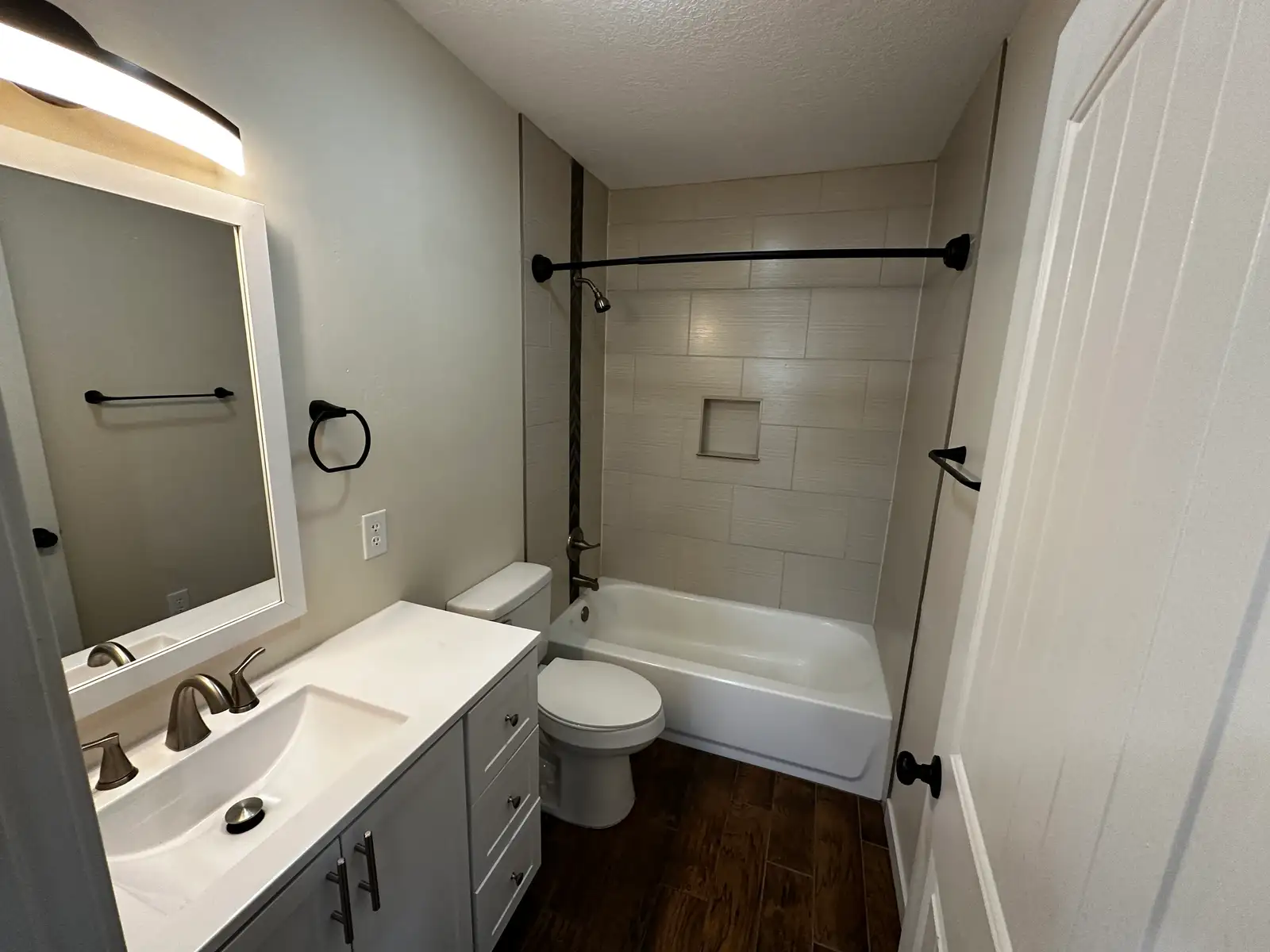 4Plex-Great Location-Turn Key! image 24